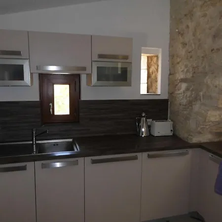 1-bedroom *